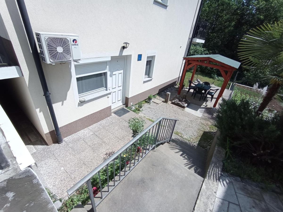 Apartment Zlatko มาทุลยี ภายนอก รูปภาพ